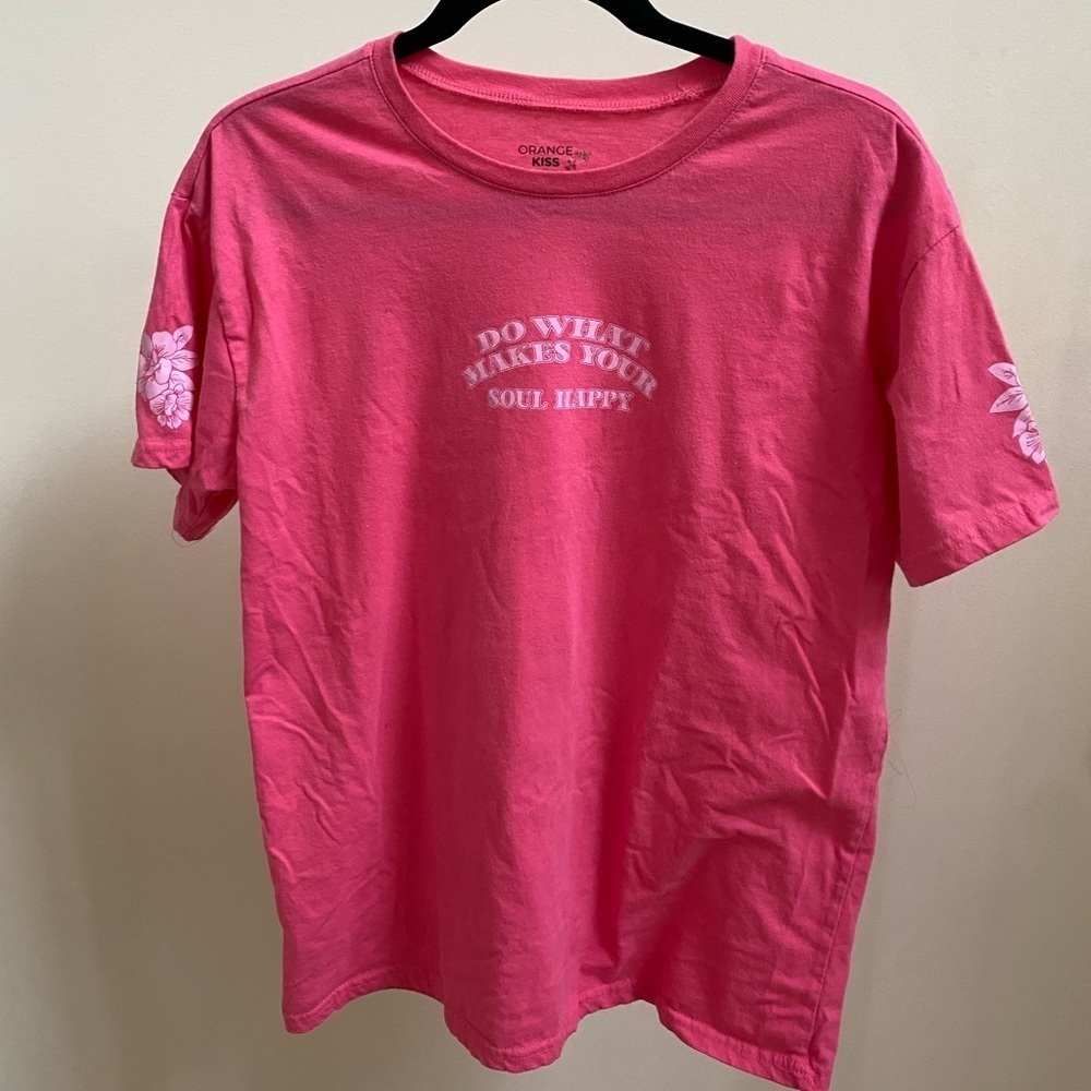 "Do What Makes Your Soul Happy" pink graphic oversized tee Sz small